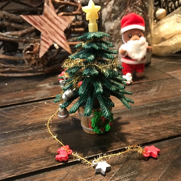 Vintage Calico Critters Father Christmas and Tree Set - Picture 3 of 3